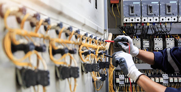 Professional Electrician technician working in Charleroi, PA